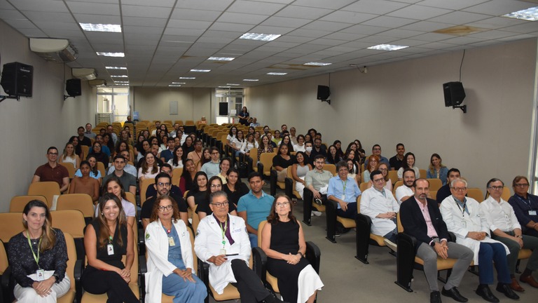 Evento de recepcao de residentes no Huol-UFRN